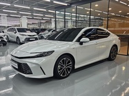 Toyota Camry 2025
