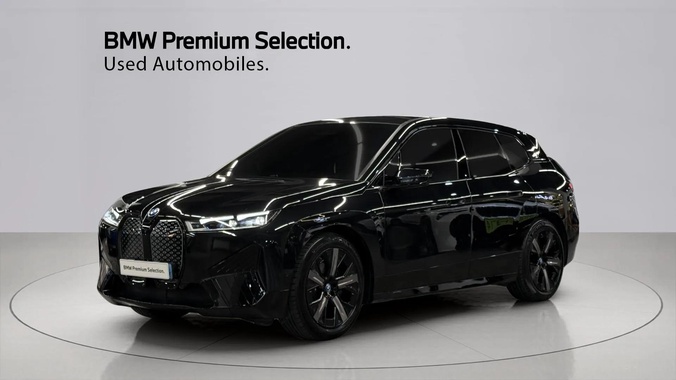 BMW iX 2025