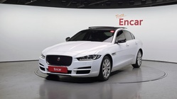 Jaguar XE 2018