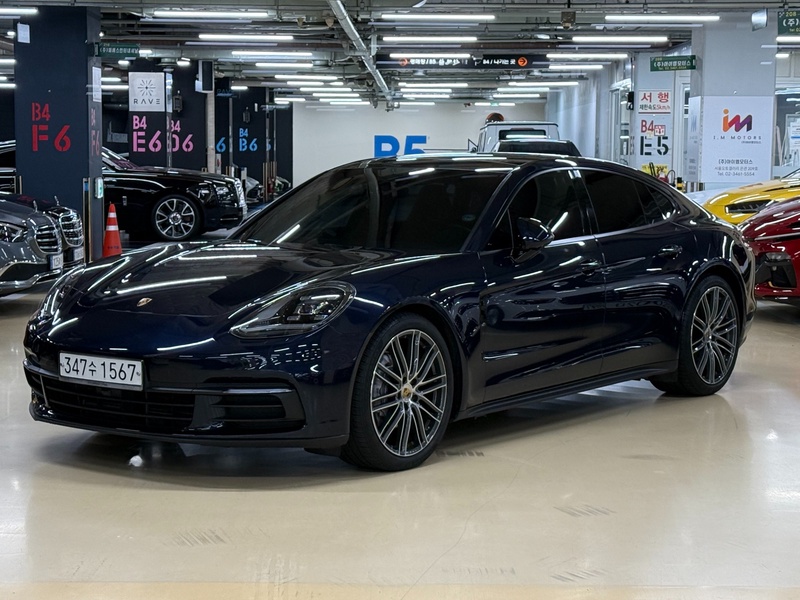 Porsche Panamera