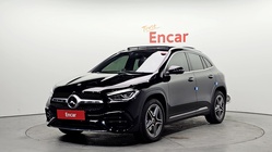 Mercedes-Benz GLA-Class 2021