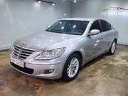 Hyundai Genesis 2010