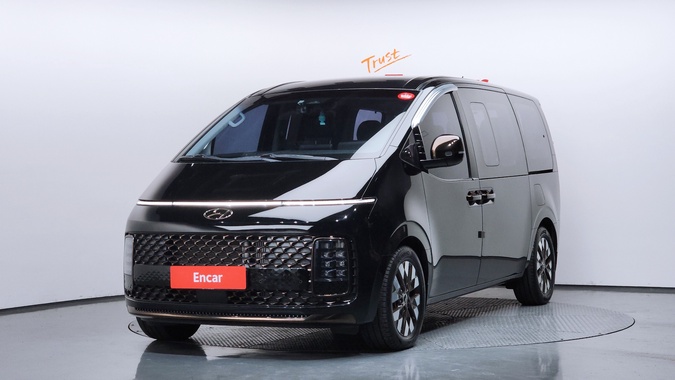 Hyundai Staria 2021