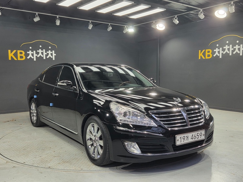 Hyundai Equus