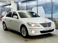 Hyundai Genesis 2010