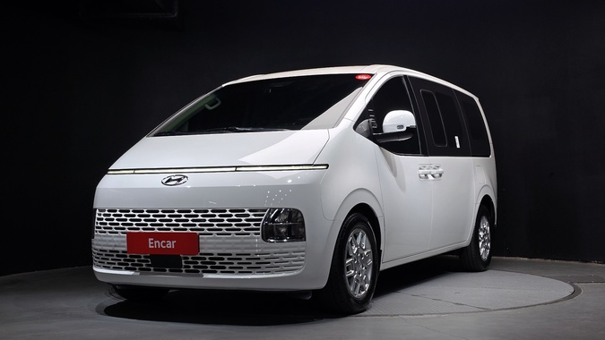 Hyundai Staria 2024