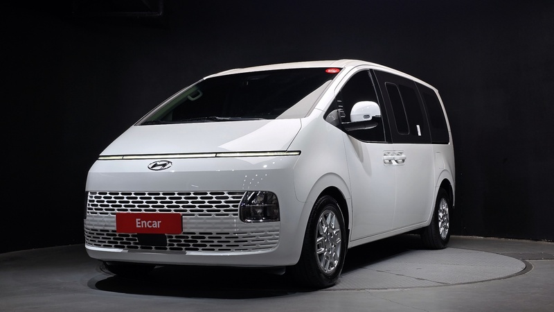 Hyundai Staria