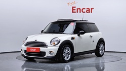 MINI Cooper 2011
