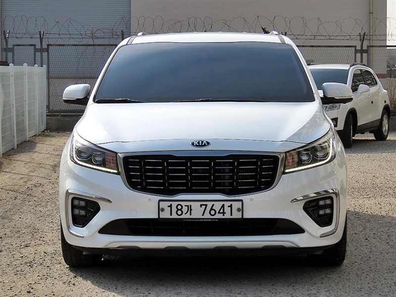 Kia Canival