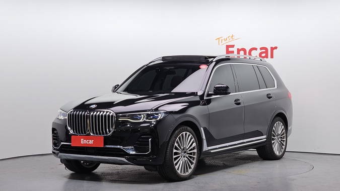 BMW X7 2021