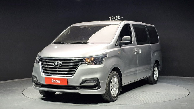 Hyundai Starex 2018