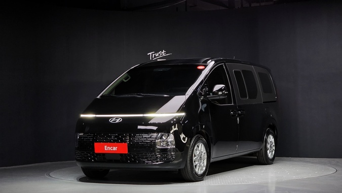 Hyundai Staria 2025