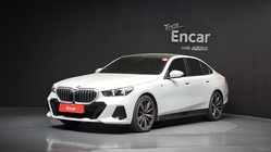 BMW 5 Series 2024