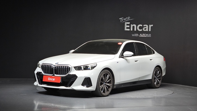 BMW 5 Series 2024