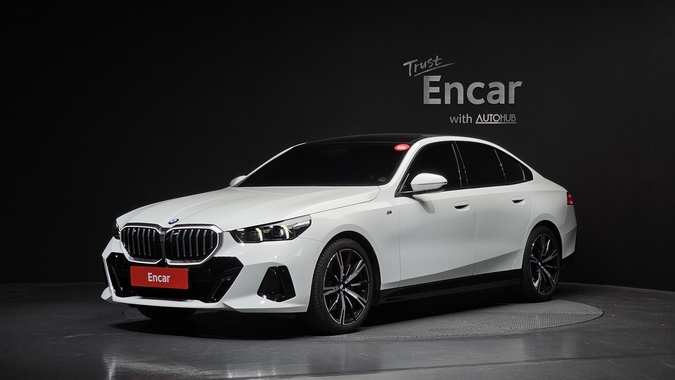 BMW 5 Series 2024