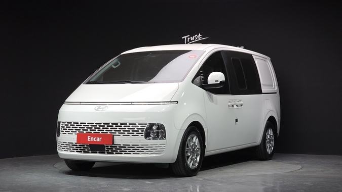Hyundai Staria 2024