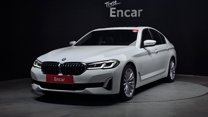BMW 5 Series 2023