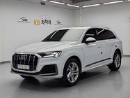 Audi Q7 2021