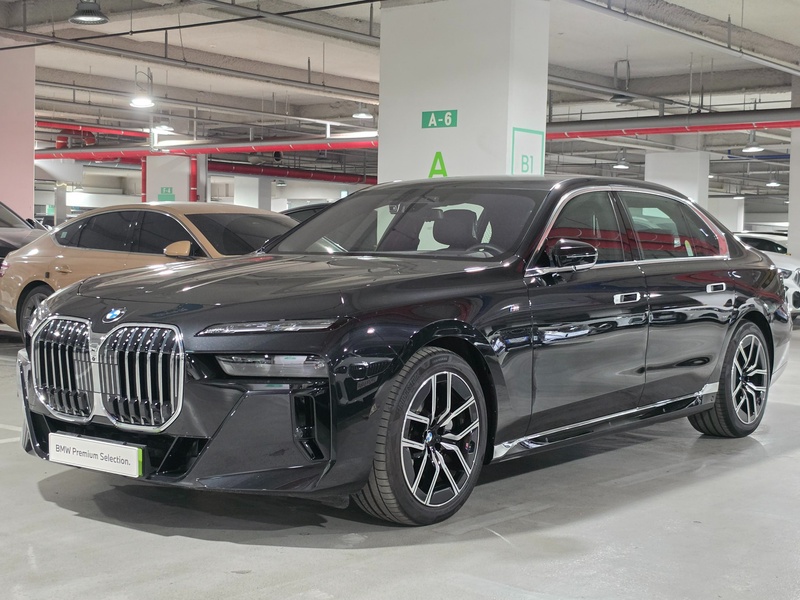 BMW 7 Series