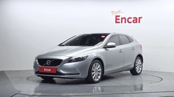 Volvo V40 2015