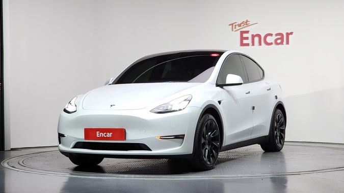 Tesla Model Y 2022