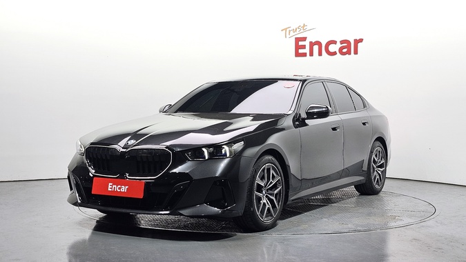 BMW 5 Series 2025
