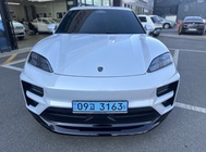 Porsche Macan 2025