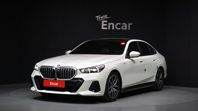 BMW 5 Series 2024