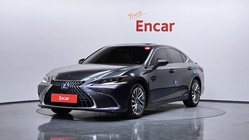 Lexus ES 2022