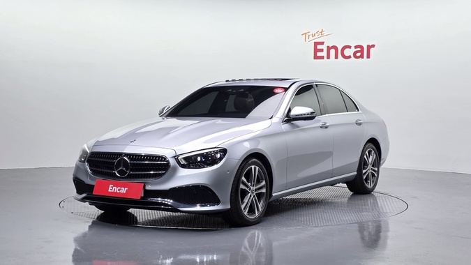Mercedes-Benz E-Class 2021
