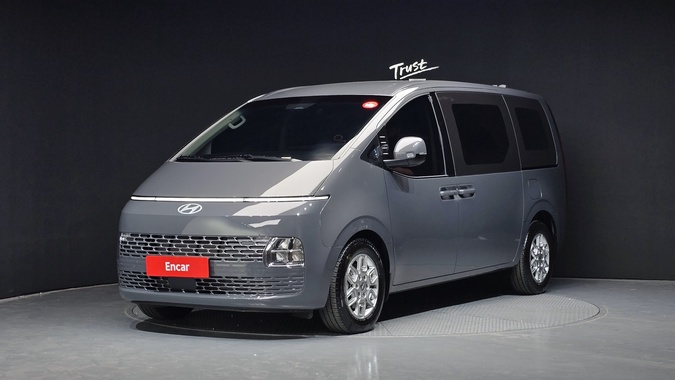 Hyundai Staria 2025