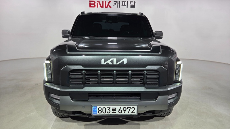 Kia Tasman