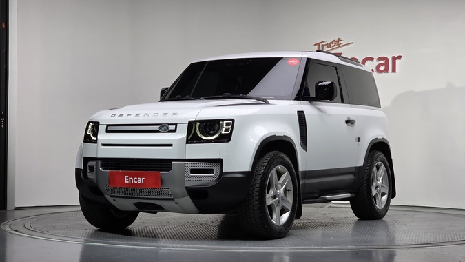 Land Rover Defender 2021