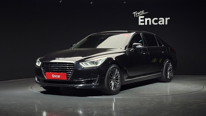 Genesis EQ900 2017