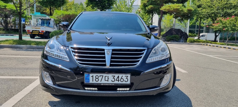 Hyundai Equus