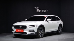 Volvo V90 2021