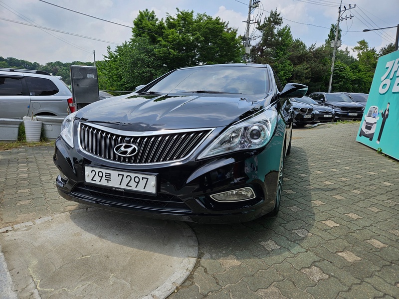 Hyundai Grandeur