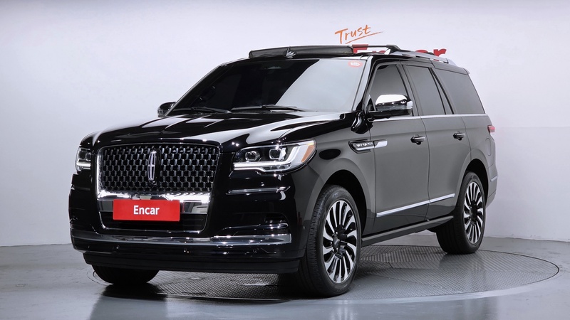 Lincoln Navigator