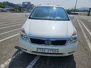 Kia Carnival 2011