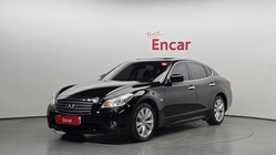 Infiniti M 2010